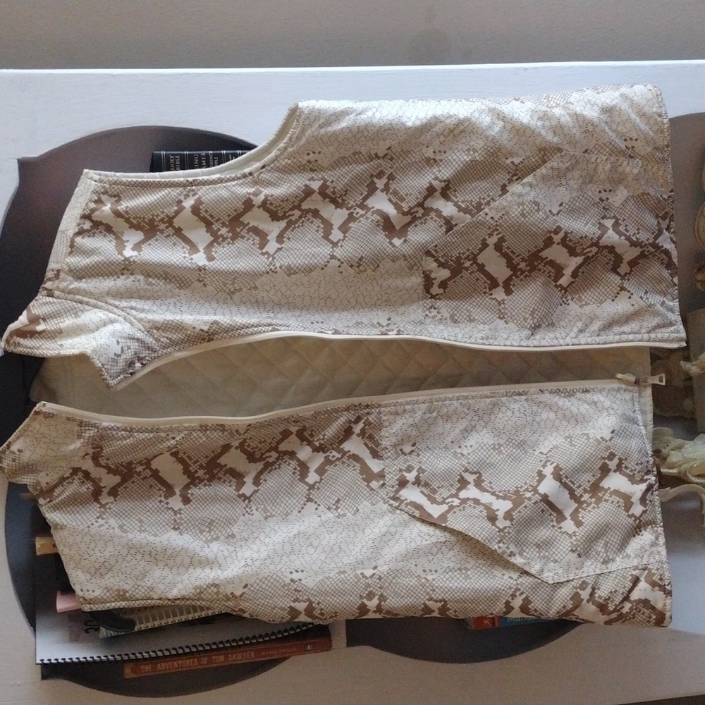 Reversible women's Snake print vest. Beautiful wear